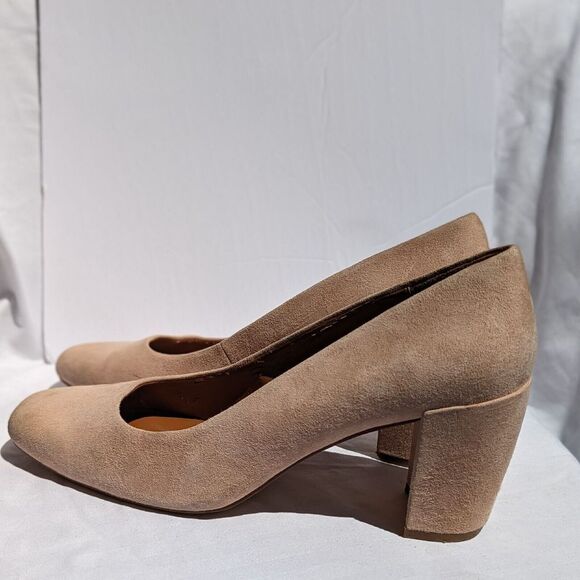 H by Halston Women's Suede Square Toe Block Heel Pump Whitney Size 8M Pale Pink - Picture 2 of 13